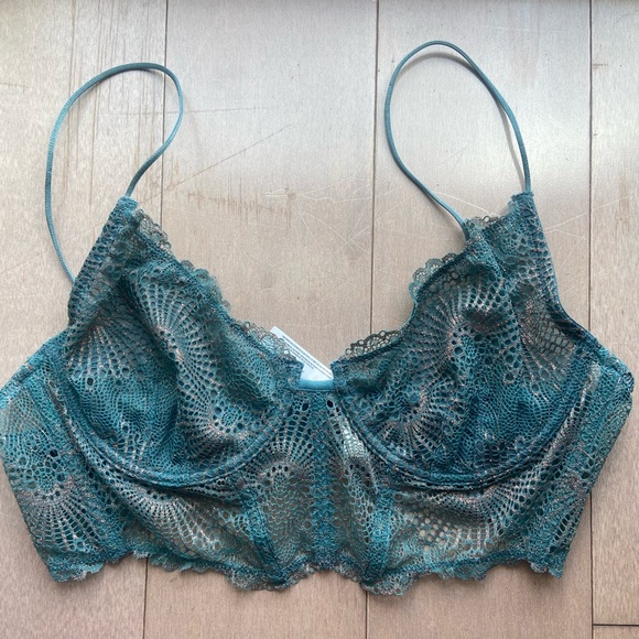 Intimately by Free People All I Want Longline Bra - Picture 4 of 6